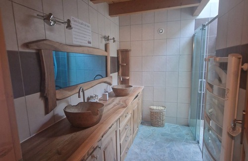 Le Bourg-d'Oisans Apartment | Vacation rental Beautiful 6-person apartment overlooking our beautiful mountains