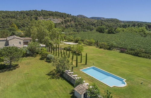 Taillades Villa | Vacation rental farm with pool TAILLADES LS2-11