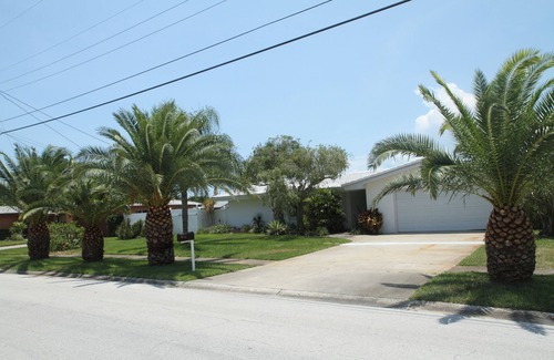 Cocoa Isles House | Vacation Rental Home -Near Beach, On a Canal with Pool - Great Location