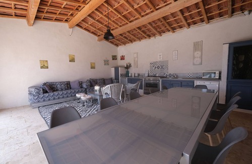 Arles Villa | Vacation rental house with pool ARLES LS3-432