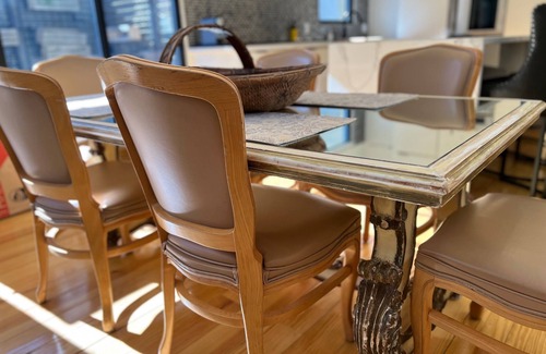 Central Business District Hotel | Vacation rental w/Party Rooftop-Block to Parades, Events and Pet-Friendly!