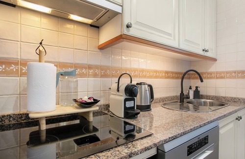 Granadilla de Abona Villa | Vacation 'Tejita' with Sea View, Wi-Fi and Air Conditioning