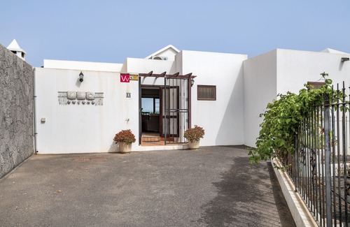 Matagorda Villa | Vacation Villa 'Kanak' with Sea View, Wi-Fi and Air Conditioning