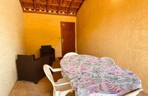 Vias Villa | Vacation villa 2 steps from the beach with terrace and parking - V0736