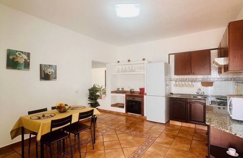 La Asomada Villa | Vacation Villa 'Lanzarote Suite Moon' with Sea View, Private Pool and Wi-Fi