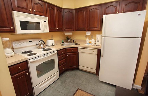 Williamsburg Condo | Vacation Village at Williamsburg, 2BR Suite, FRIDAY Check-In