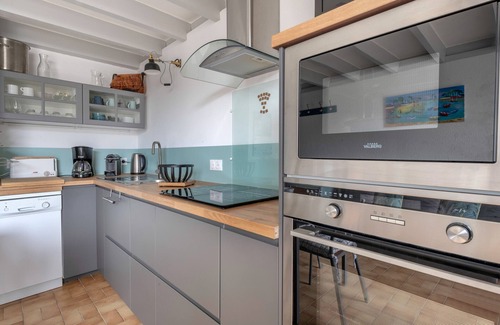 Saint-Gildas-de-Rhuys Ski Chalet | Vacations in Saint Gildas de Rhuys for 4 - Pool