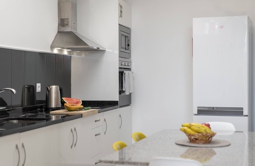 Santa Maria Maior House | Vacations in Funchal, sea view - Casa Strelitzia I