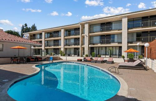 Downtown Sacramento Hotel | Vagabond Inn Executive Old Town
