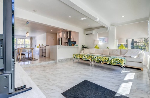 Midtown House | Vahevala: Your Tranquil Mid-Town Key West Oasis, 3BR Home, Pool & Close to Beaches & Duval Street!