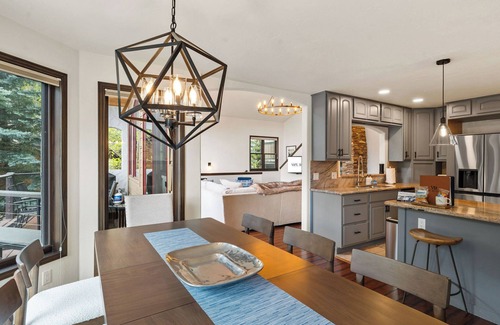 Vail House | Vail Butler | Spacious East Vail Getaway - Hot Tub, close to ski Vail, hike, bike