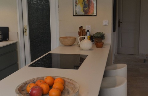 Vaison-la-Romaine Villa | Vaison city center Villa Calou with swimming pool in 4000m2 park, magnificent view