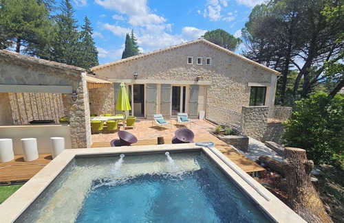 Vaison-la-Romaine Villa | Vaison city center Villa Calou with swimming pool in 4000m2 park, magnificent view