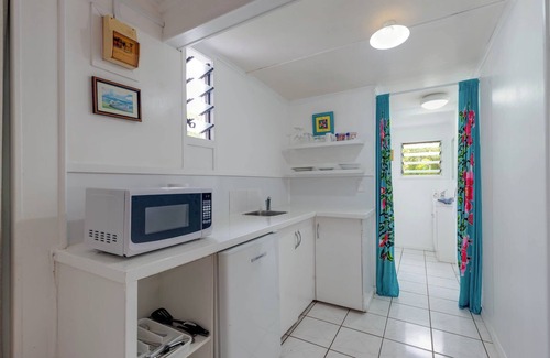 Tapere of Titikaveka Cottage | Vaka Beach Cottage nSnorkel Kayak Walk for miles The best beach in Rarotonga