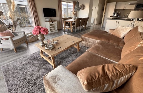 Municipality of Drechterland Ski Chalet | Vakantie Exclusief Villa Markermeer