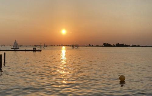 Oudega Apartment | Vakantiehuisjes - De Bearshoeke, Oudega