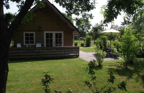 Kollumerzwaag House | Vakantiehuisjes Landgoed Sonneborghe