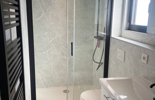 Scherpenisse Ski Chalet | Vakantiepark de Zeeuwse Parel - Zeeparel