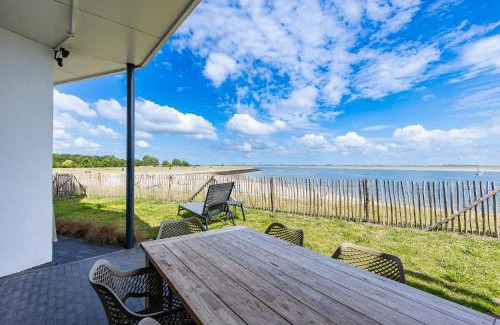 Sint-Annaland Apartment | Vakantiewoning aan het strand 'Laguna Beach House' - met tuin en terras - Vista Maris - Nr 32