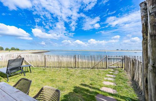 Sint-Annaland Apartment | Vakantiewoning aan het strand 'Laguna Beach House' - met tuin en terras - Vista Maris - Nr 32