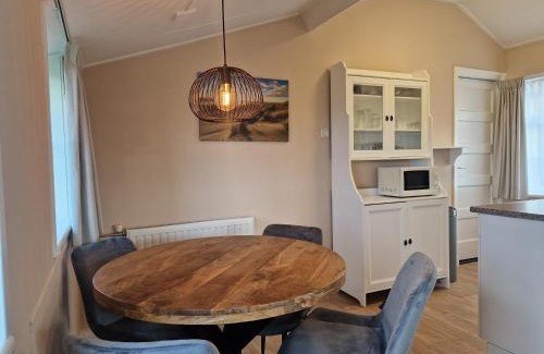 Meliskerke House | Vakantiewoning de Wilg met grote tuin