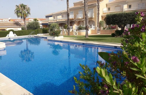 Quesada House | Vakantiewoning met Gemeenschappelijk Zwembad