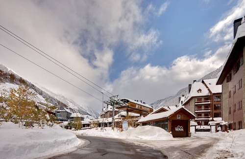 Baqueira Apartment | Val de Ruda Luxe 45 by FeelFree Rentals