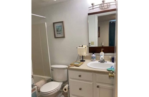 Westside Apartment | Val's Sanctuary, private unit, in-law suite.