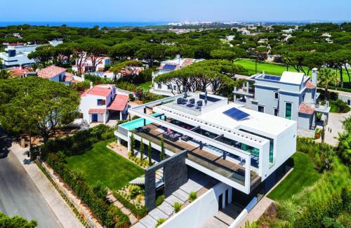 Vale do Lobo Villa | Vale do Lobo Sky Villa by Homing