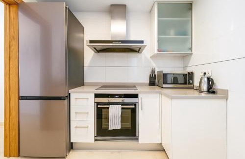 Alboraya Apartment | Valencia Beachfront Home 8