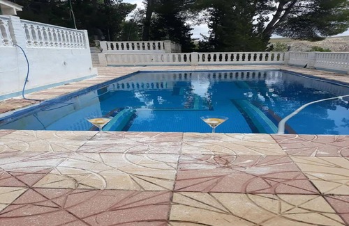 Chulilla Villa | Valencia Countryside Villa