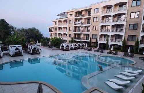Nessebar Apartment | VALENCIA GARDENS STUDIO LUX 4 per.