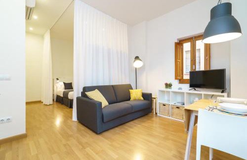 Barrio del Carmen Apartment | Valencia Home