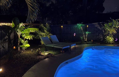 Palm Harbor House | Valencia Manor, your family home away from home with pool and spa heat avalaible