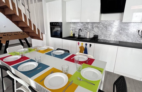 Anzin House | ValenStay - Group/family house 12 pers.