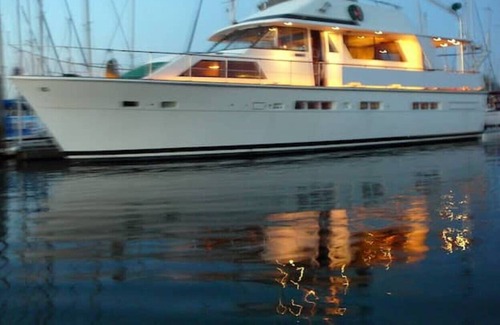 Southampton City Centre Boat Rental | Valentines & Romance - Super Yacht