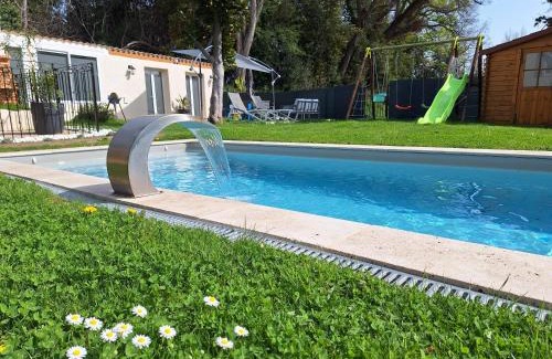 Avignon Apartment | Valentins cottage Moulin de Tartay Avignon