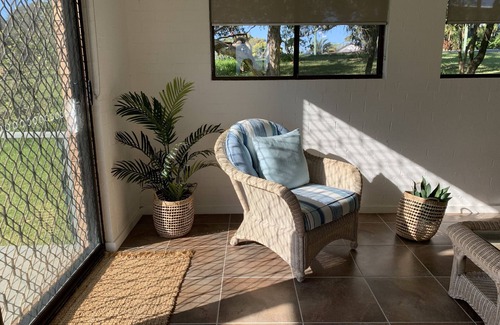 Valla Beach House | Valhalla - One minute walk to beach, pet friendly, surfing, ocean views