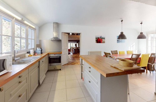 Dampierre-en-Yvelines House | Vallée de Chevreuse - Dampierre - Magnificent 6 bedroom villa with swimming pool