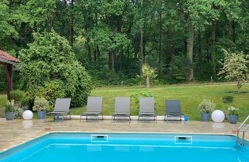 Dampierre-en-Yvelines House | Vallée de Chevreuse - Dampierre - Magnificent 6 bedroom villa with swimming pool