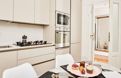 Citta Studi Apartment | Vallazze Luxury, Luxury Prestigious 3 Br Flat In Milan By Halldis