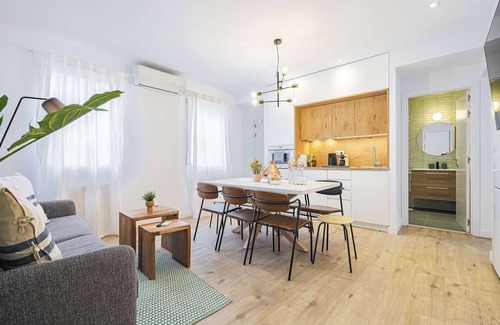 Numancia Apartment | Vallecano Apartments by Olala Homes