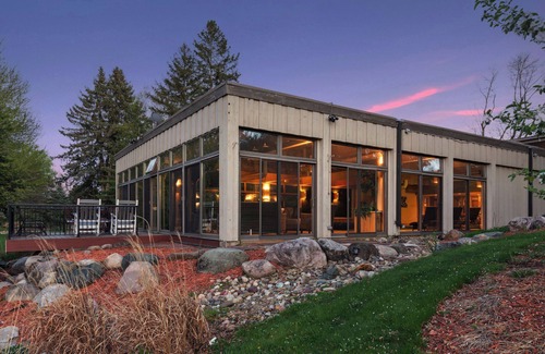 Hastings House | Valley View Indoor Pool/Hot Tub/Arcade