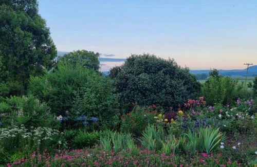 Nottingham Road House | Valley View the home with a view