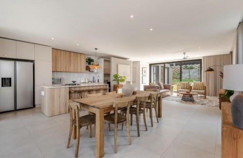 Salt Rock Apartment | Valley Views Luxury Homes