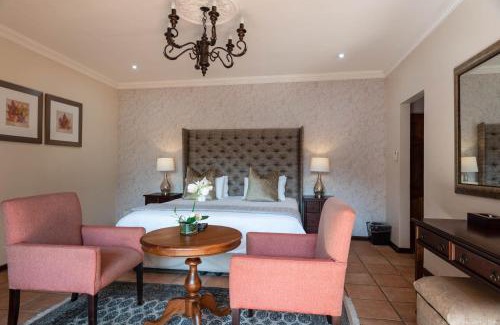 Umhlali Beach House | Valley Villa