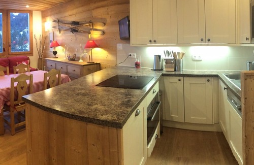 Les Avanchers-Valmorel Apartment | Valmorel renovated luxury ski apartment - sleep up to 6