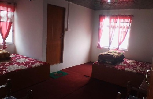Lepchajagat House | Vamoose Tamang