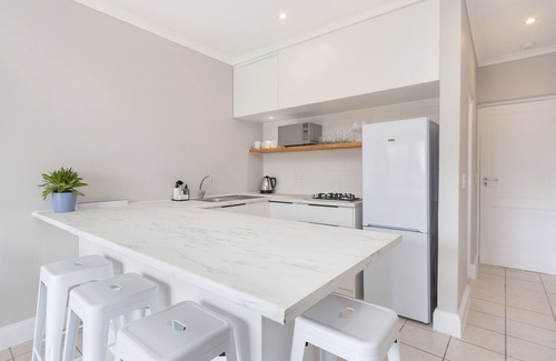 Gordons Bay Central Apartment | Van Riebeeck 12 - Two Bedroom Apartment, Sleeps 4