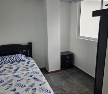 Las Mercedes Apartment | Vancouver 102